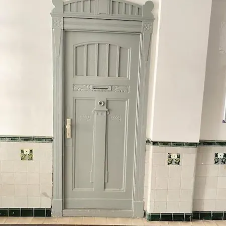 Art Nouveau Ap In Berlins Center *