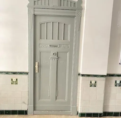 Art Nouveau Ap In Berlins Center *