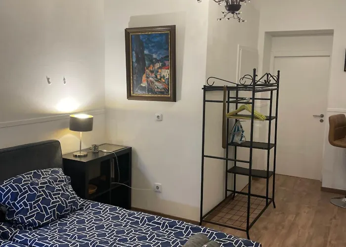 Art Nouveau Ap In Berlins Center Berlin